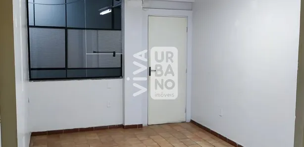 Conjunto Comercial / Sala para alugar, 240m² no Aterrado, Volta Redonda