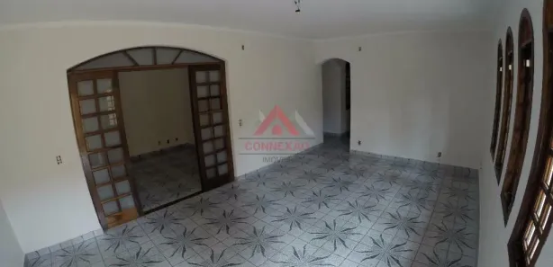 Sobrado com 4 Quartos para alugar, 270m² no Centro, Suzano