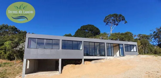 Fazenda / Sítio / Chácara com 4 Quartos à venda, 210m² no , Nova Friburgo