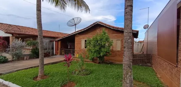 Casa de Condomínio com 2 Quartos à venda, 75m² no Centro, Caldas Novas