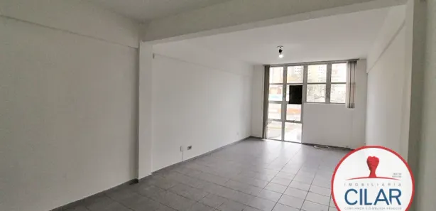 Conjunto Comercial / Sala para alugar, 38m² no Tarumã, Curitiba