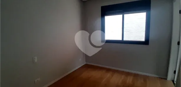 Casa de Condomínio com 3 Quartos para venda ou aluguel, 180m² no Cumbari, Mairiporã