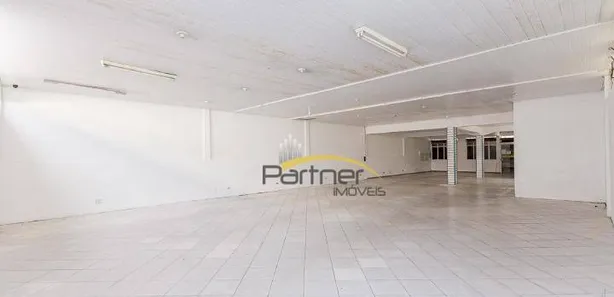 Prédio Inteiro à venda, 500m² no Boqueirão, Curitiba
