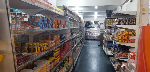 Loja / Salão / Ponto Comercial à venda, 280m² no Parque Aurora, Campos dos Goytacazes
