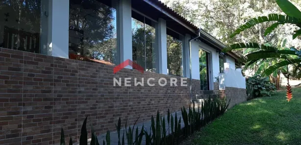 Fazenda / Sítio / Chácara à venda, 150m² no Cercadinho, Alambari