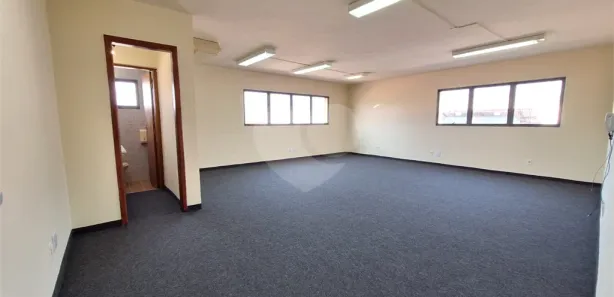 Conjunto Comercial / Sala para alugar, 50m² no Pinheirinho, Vinhedo