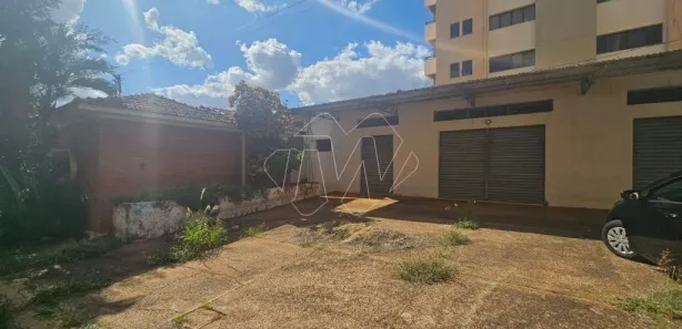 Prédio Inteiro à venda, 974m² no Centro, Araraquara