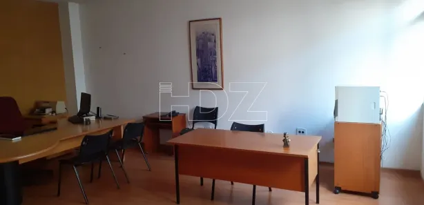 Loja / Salão / Ponto Comercial à venda, 87m² no Centro, Araraquara