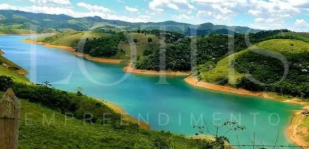 Terreno / Lote / Condomínio à venda, 600m² no Centro, Arujá
