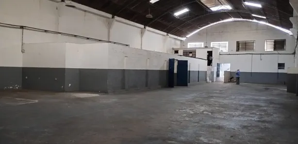 Galpão / Depósito / Armazém para alugar, 1100m² no São Cristóvão, Rio de Janeiro