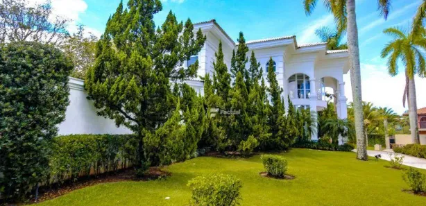 Casa de Condomínio com 7 Quartos à venda, 1000m² no Jardim Acapulco, Guarujá