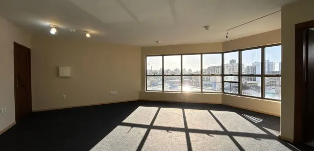 Conjunto Comercial / Sala à venda, 42m² no Centro, Canoas