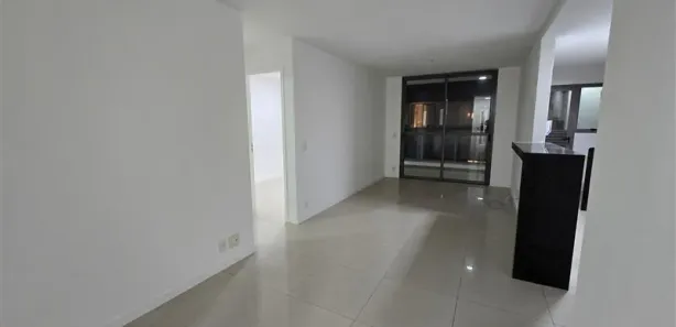 Apartamento com 2 Quartos para alugar, 70m² no Piratininga, Niterói