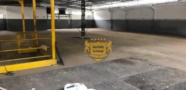 Galpão / Depósito / Armazém para alugar, 2300m² no Venda da Cruz, São Gonçalo