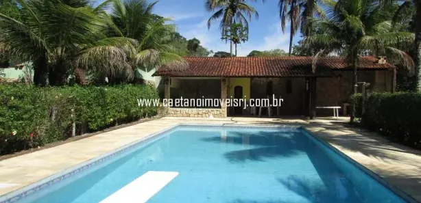 Fazenda / Sítio / Chácara com 5 Quartos à venda, 4700m² no Papucaia, Cachoeiras de Macacu