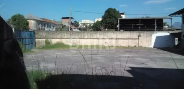 Galpão / Depósito / Armazém à venda, 1600m² no Parada de Lucas, Rio de Janeiro