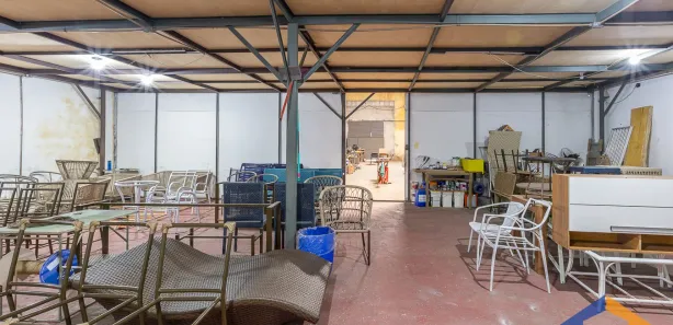 Galpão / Depósito / Armazém para venda ou aluguel, 900m² no Coroa do Meio, Aracaju