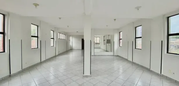Conjunto Comercial / Sala para alugar, 180m² no Ponta da Praia, Santos