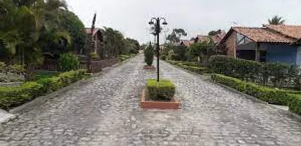 Casa de Condomínio com 4 Quartos à venda, 200m² no Alpes Suiços, Gravatá