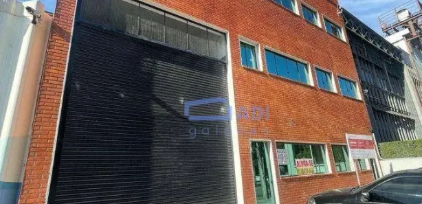 Galpão / Depósito / Armazém para alugar, 1001m² no Alphaville Industrial, Barueri