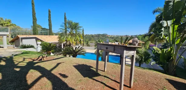 Fazenda / Sítio / Chácara com 6 Quartos à venda, 400m² no , Mairinque