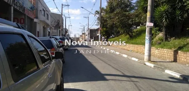 Casa com 3 Quartos para alugar, 150m² no Centro, Jandira