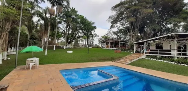 Fazenda / Sítio / Chácara com 4 Quartos para alugar, 22000m² no Centro Cívico, Mogi das Cruzes