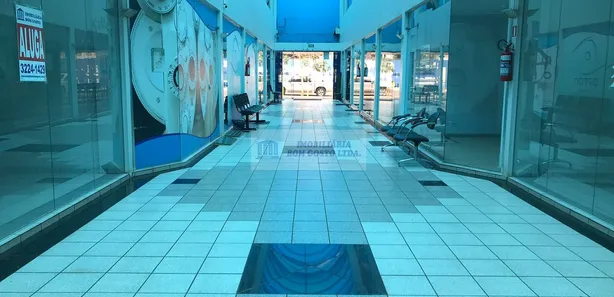 Loja / Salão / Ponto Comercial para alugar, 33m² no Centro, Cascavel