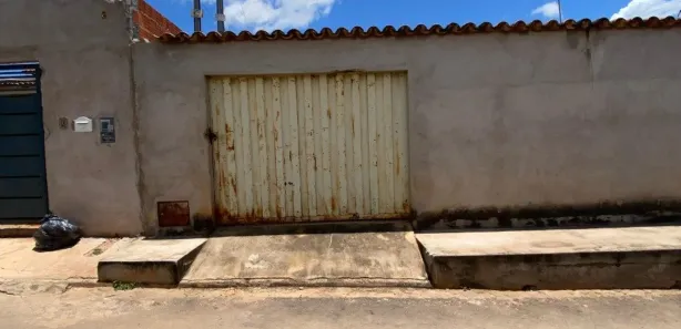Casa com 2 Quartos à venda, 140m² no Setor Bosque II, Formosa