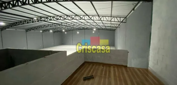 Galpão / Depósito / Armazém para alugar, 750m² no Cidade Praiana, Rio das Ostras
