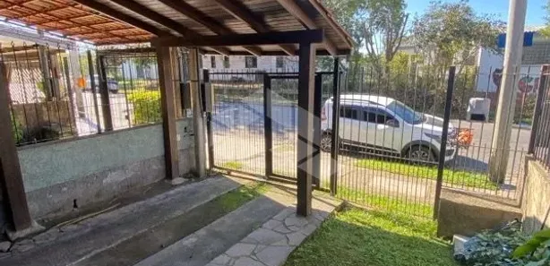 Casa com 2 Quartos para alugar, 135m² no Hípica, Porto Alegre