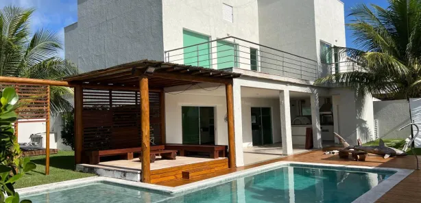 Casa de Condomínio com 4 Quartos para venda ou aluguel, 140m² no , Porto Seguro