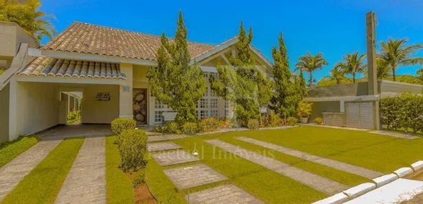 Casa de Condomínio com 5 Quartos para alugar, 385m² no Jardim Acapulco, Guarujá