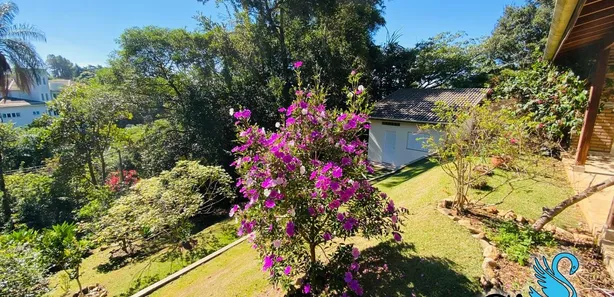 Casa de Condomínio com 3 Quartos à venda, 173m² no , Serra Negra