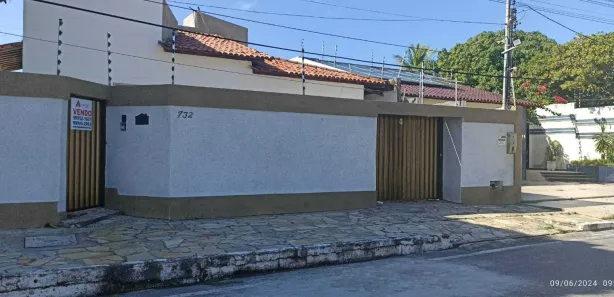 Casa com 4 Quartos à venda, 414m² no Coroa do Meio, Aracaju