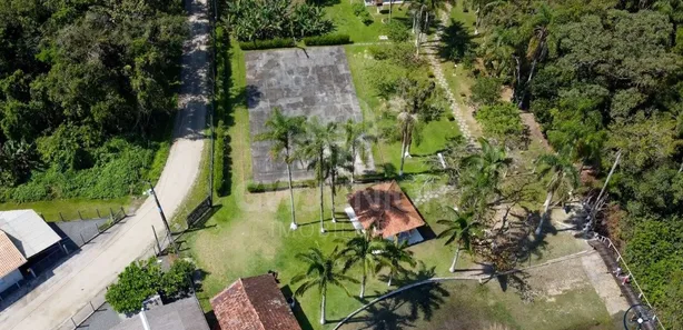 Fazenda / Sítio / Chácara com 4 Quartos à venda, 300m² no Das Laranjeiras, São Francisco do Sul