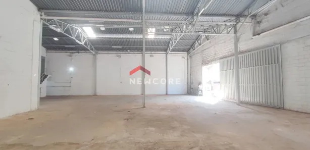 Galpão / Depósito / Armazém com 1 Quarto à venda, 540m² no Centro, Sabará