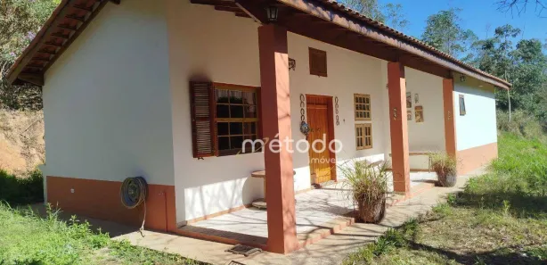 Fazenda / Sítio / Chácara com 2 Quartos à venda, 150m² no Freguesia da Escada, Guararema