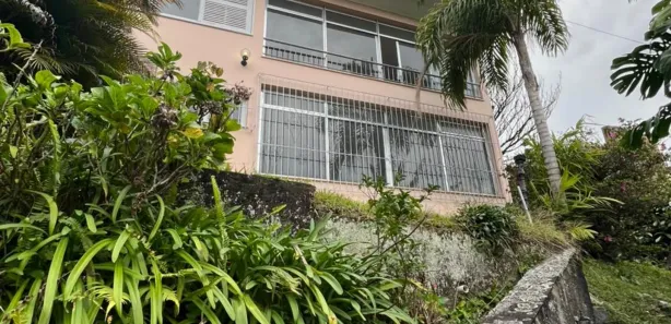 Casa com 4 Quartos para alugar, 400m² no Independência, Petrópolis