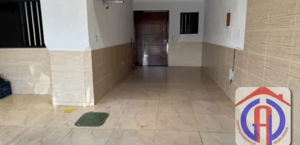 Sobrado com 4 Quartos à venda, 300m² no Núcleo Bandeirante, Brasília