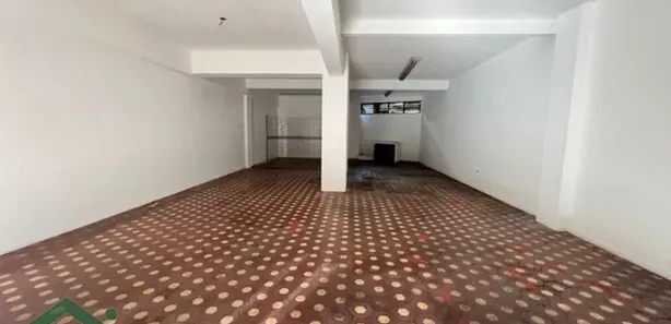 Loja / Salão / Ponto Comercial para alugar, 130m² no Centro, Nova Friburgo