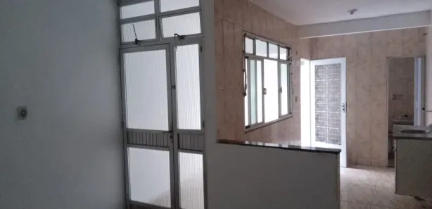 Casa de Vila com 1 Quarto para alugar, 60m² no Jardim Catarina, São Gonçalo