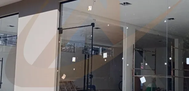 Loja / Salão / Ponto Comercial para alugar, 180m² no Centro, Arapongas