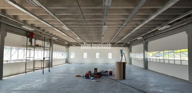 Galpão / Depósito / Armazém para alugar, 3000m² no Jardim Mutinga, Barueri