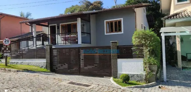 Casa de Condomínio com 4 Quartos à venda, 310m² no Posse, Teresópolis