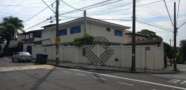 Sobrado com 3 Quartos para venda ou aluguel, 340m² no Jardim Santa Rosália, Sorocaba