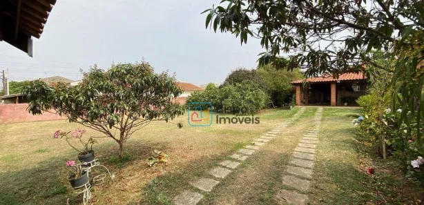 Fazenda / Sítio / Chácara com 3 Quartos para venda ou aluguel, 196m² no São Sebastião, Americana