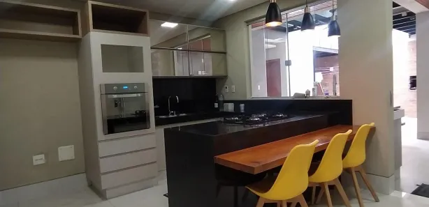 Casa com 4 Quartos para alugar, 228m² no Morada do Vale, Governador Valadares