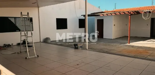 Loja / Salão / Ponto Comercial com 2 Quartos para alugar, 438m² no Caminho do Sol, Petrolina