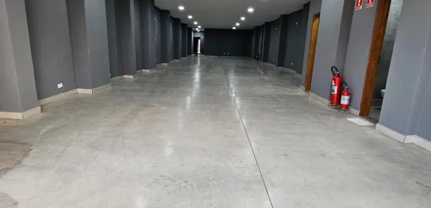 Galpão / Depósito / Armazém para alugar, 280m² no Parque Rizzo II, Cotia